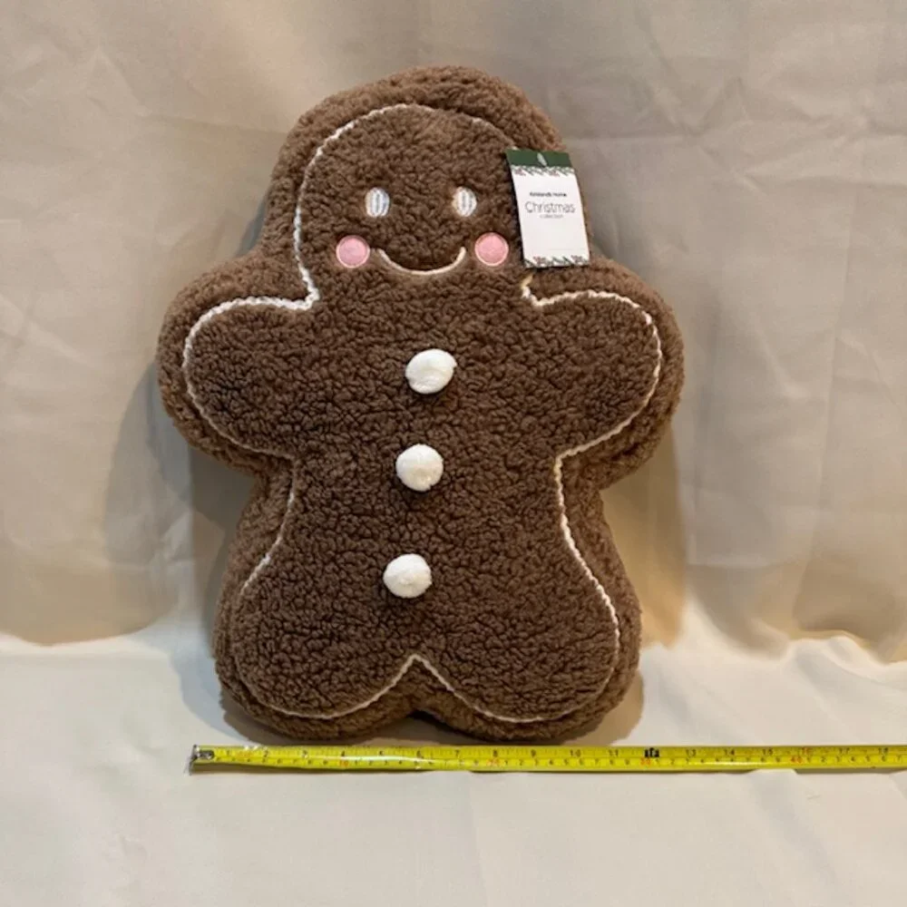 NWT Kirkland's Home Christmas Gingerbread Man Pillow